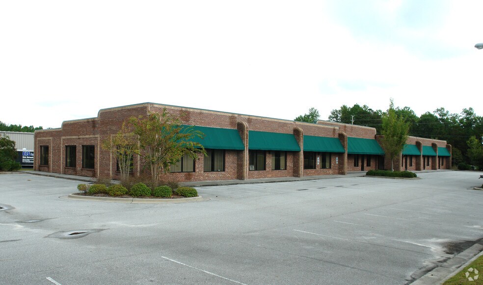 2704 Exchange Dr, Wilmington, NC à louer - Photo de l’immeuble – Image 3 sur 16