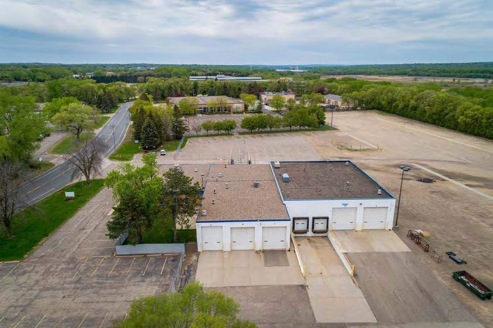 3303 Terminal Dr, Eagan, MN à louer Photo de l’immeuble– Image 1 sur 16
