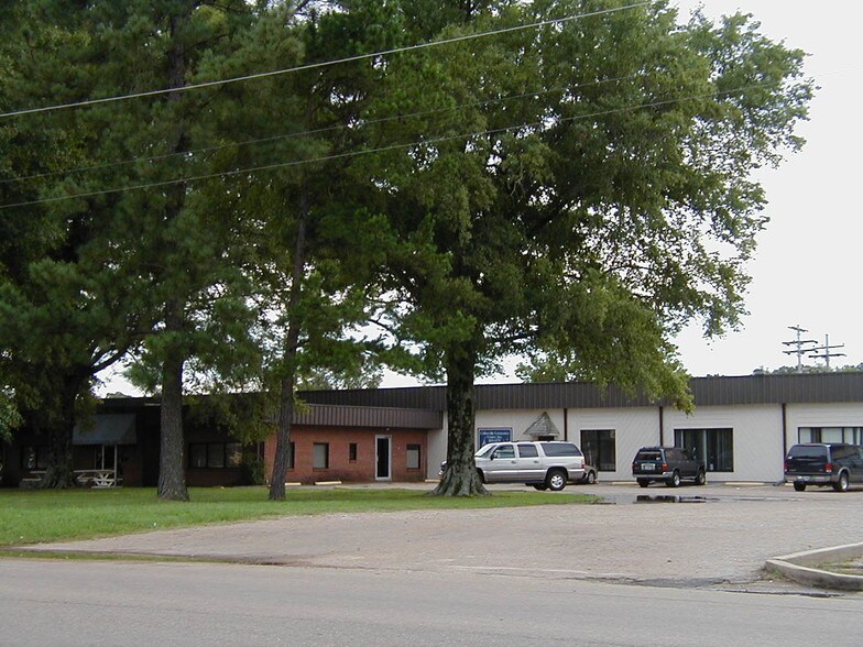 449 Highway 72, Collierville, TN à louer - Photo de l’immeuble – Image 3 sur 5