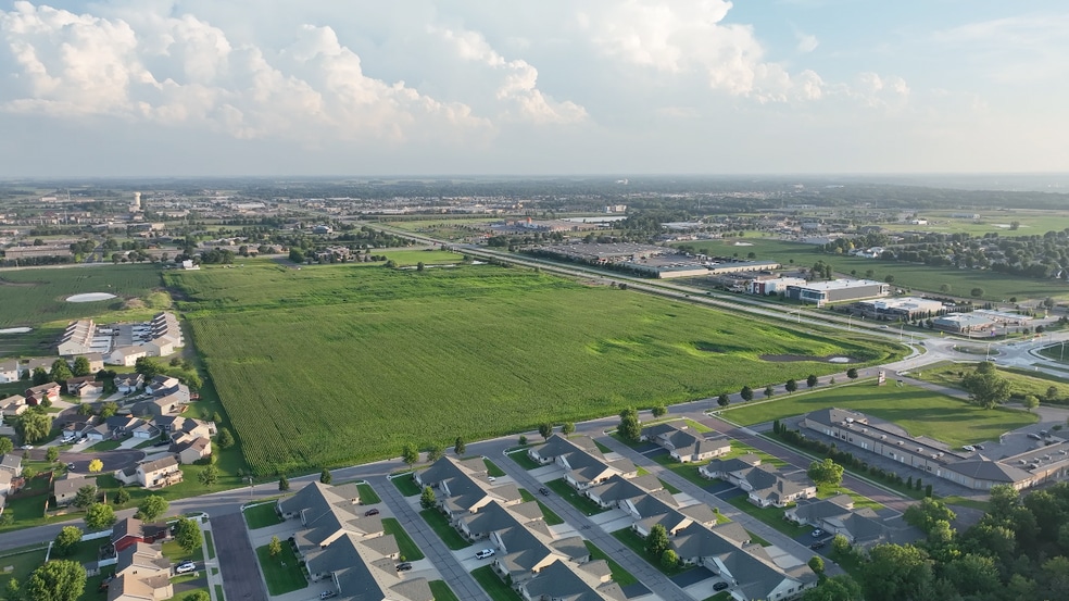 Augusta Drive, Mankato, MN à vendre - Aérien – Image 2 sur 6