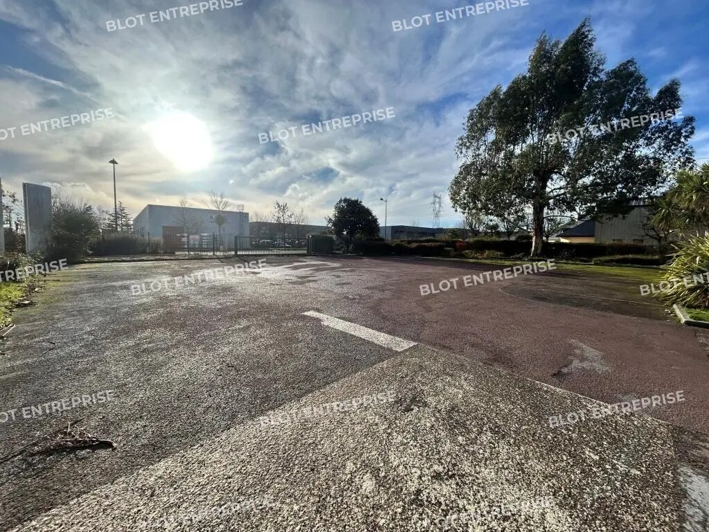 Bureau dans Domloup à louer Photo de l’immeuble– Image 1 sur 8