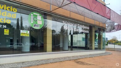 Local commercial dans Alcalá de Henares, Madrid à louer Photo intérieure– Image 1 sur 8