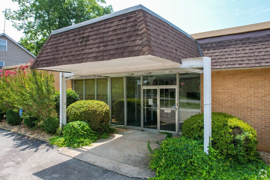 105 Ashton St, Lagrange, GA à louer - Photo de l’immeuble – Image 3 sur 8