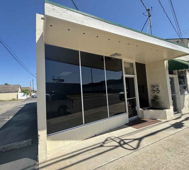 11 W 12th St, Tracy, CA à louer - Photo de l’immeuble – Image 2 sur 16