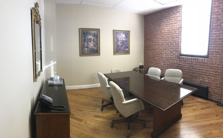75 Market Pl, Springfield, MA à louer - Photo intérieure – Image 2 sur 7