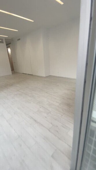 38 Orchard St, New York, NY à louer - Vidéo sur l’annonce professionnelle – Image 2 sur 14