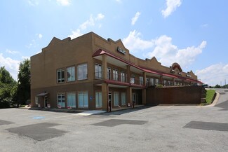 Plus de détails pour 230 Elm St, Cumming, GA - Local commercial à louer