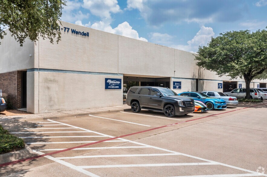 9710-9792 Skillman St, Dallas, TX à louer - Photo de l’immeuble – Image 1 sur 2
