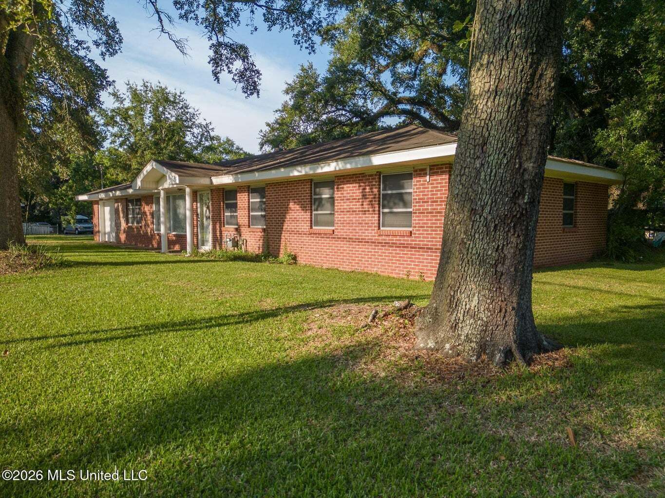 11128 Lamey Bridge Rd, D'Iberville, MS à vendre Photo principale– Image 1 sur 21