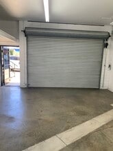 317 S Isis Ave, Inglewood, CA à louer Photo intérieure– Image 1 sur 6