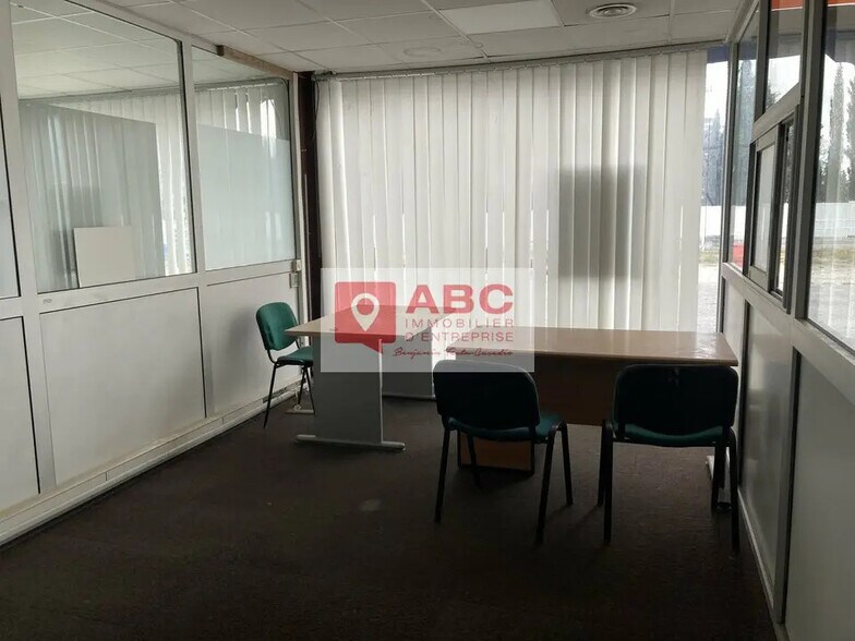 Industriel/Logistique dans Le Soler à louer - Photo intérieure – Image 2 sur 5