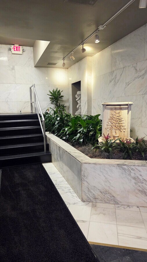 212 Center St, Little Rock, AR 72201 - Lot 5th Floor - - Photo intérieure - Image 1 of 9