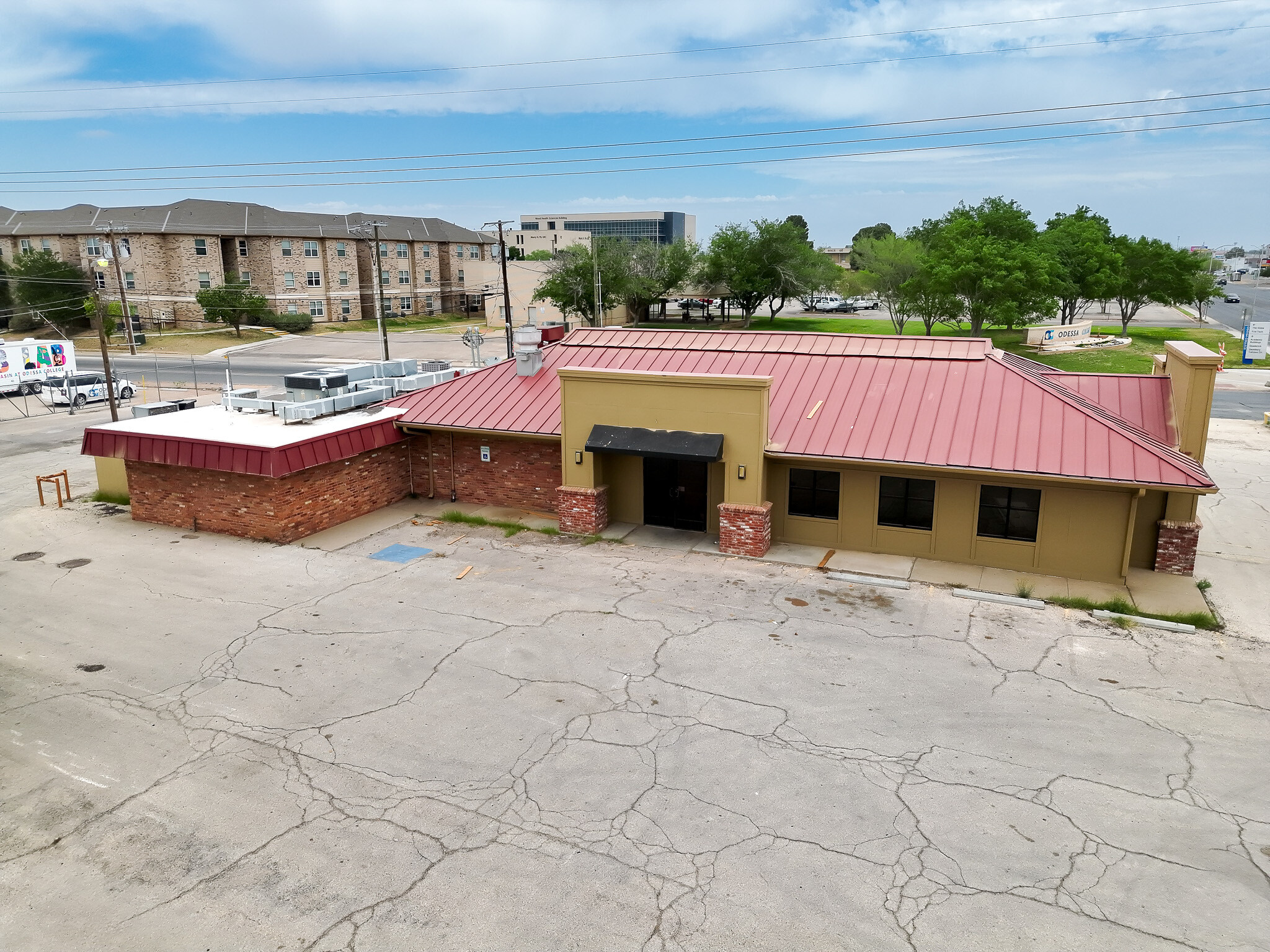 2113 Andrews Hwy, Odessa, TX à vendre Photo intérieure– Image 1 sur 1