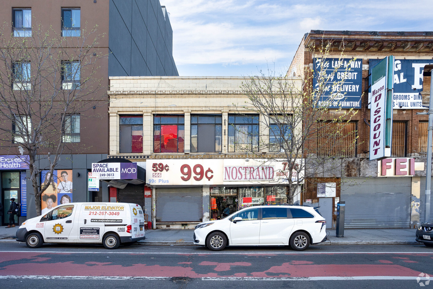 566 Nostrand Ave, Brooklyn, NY à louer - Photo de l’immeuble – Image 1 sur 3