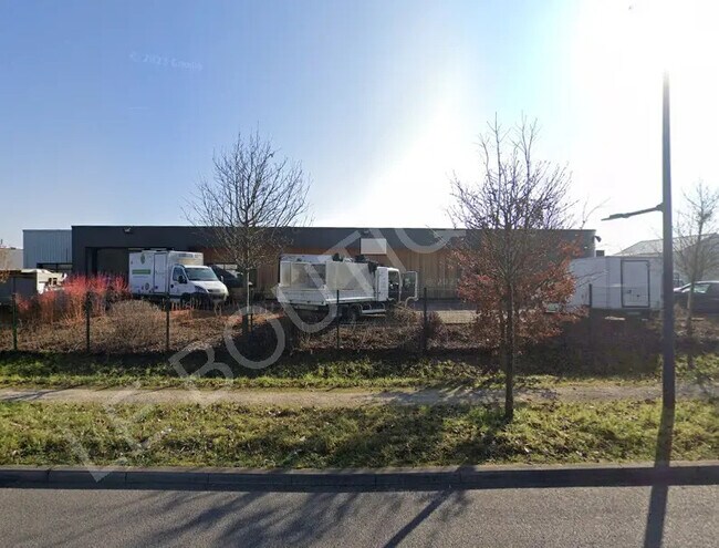 Plus de détails pour Local commercial à vendre