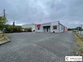 Plus de détails pour Local d'activités à louer