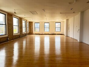 4554 N Broadway, Chicago, IL à louer Photo intérieure– Image 2 sur 4