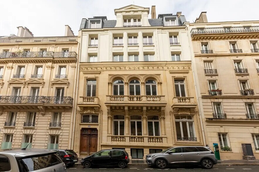 Bureau dans Paris à louer - Photo de l’immeuble – Image 1 sur 8