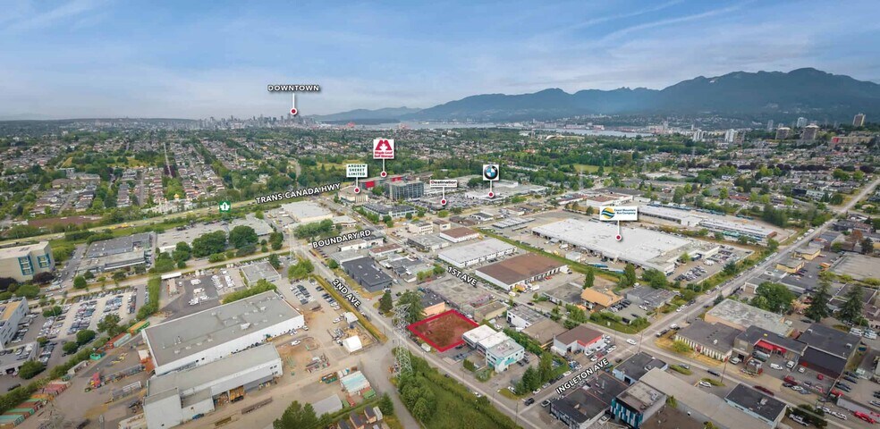 3845 2nd Ave, Burnaby, BC à vendre - Photo de l’immeuble – Image 2 sur 4