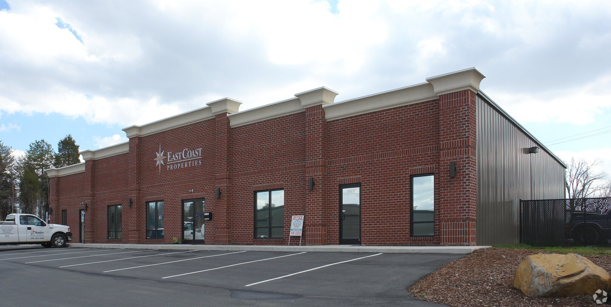 2012 Anthony Rd, Burlington, NC à louer Photo principale– Image 1 sur 3