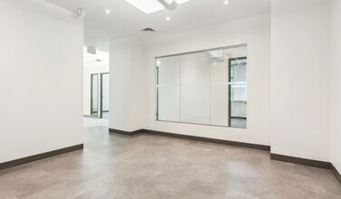 8 King St E, Toronto, ON à louer Photo intérieure– Image 2 sur 6