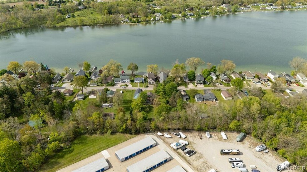 0 Dooley Dr, Linden, MI à vendre - Photo de l’immeuble – Image 2 sur 10