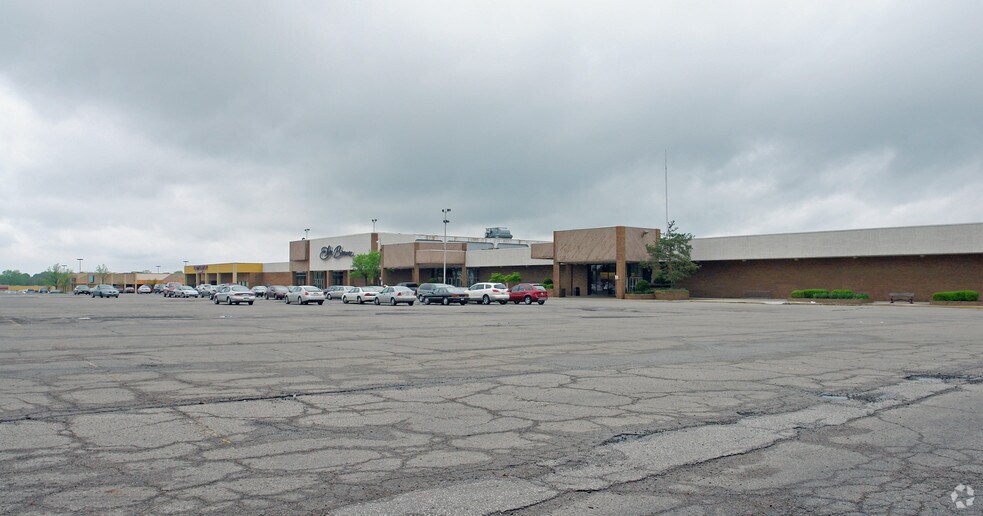 3181-3299 W Siebenthaler Ave, Dayton, OH à louer - Photo principale – Image 1 sur 6