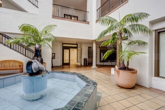 725 Arizona Ave, Santa Monica, CA à louer Photo de l’immeuble– Image 1 sur 4