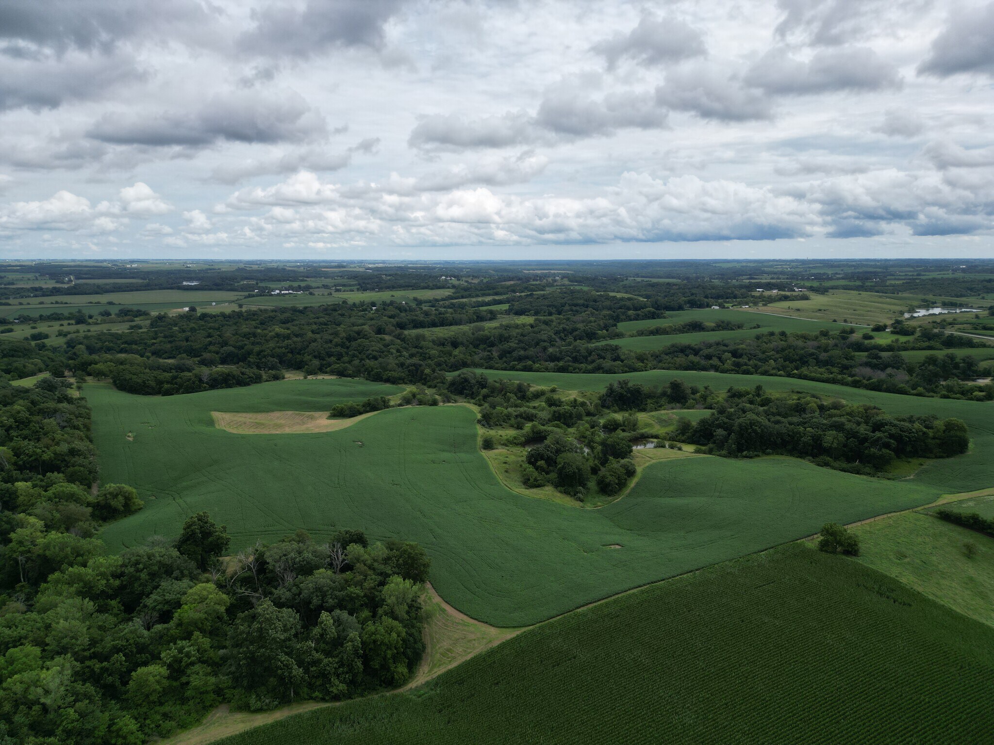 4870 110th St NE, Solon, IA à vendre Photo principale– Image 1 sur 9