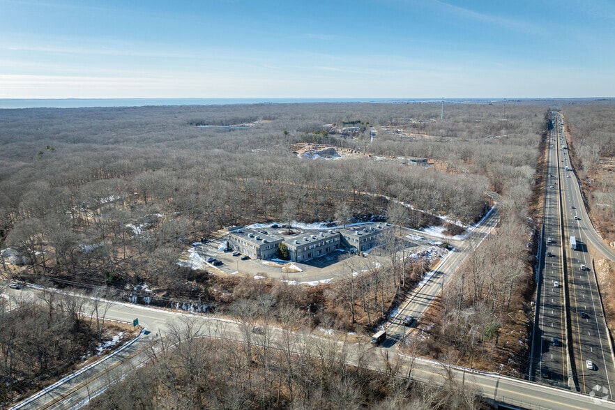 55-57 Hatchetts Hill Rd, Old Lyme, CT à louer - Aérien – Image 3 sur 13