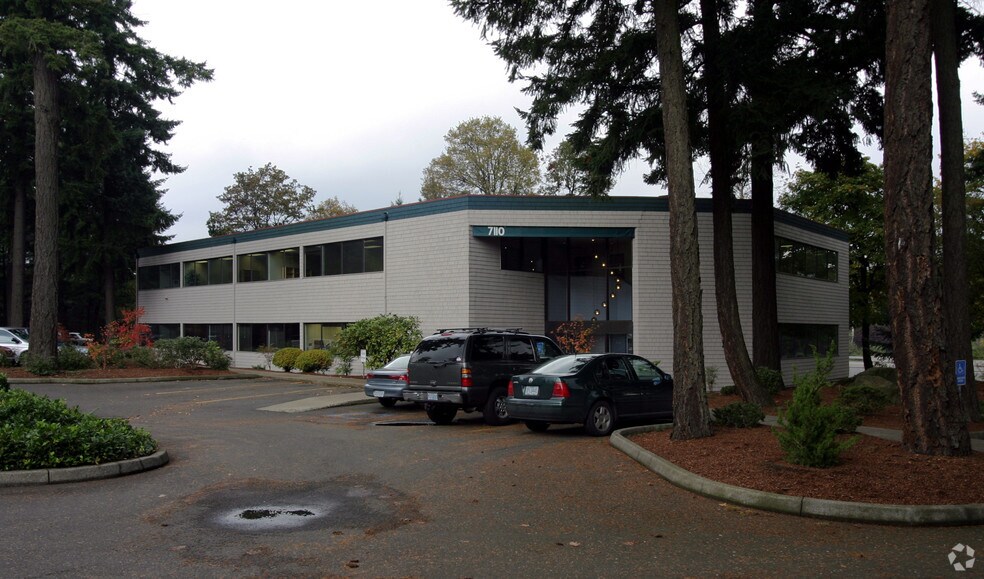 7110 SW Fir Loop, Tigard, OR à louer - Photo de l’immeuble – Image 3 sur 5