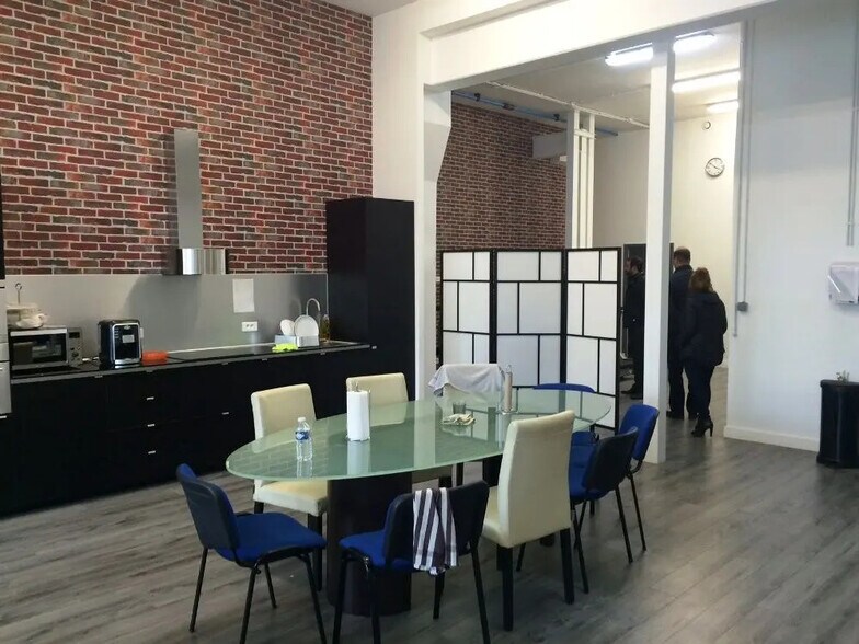 Industriel/Logistique dans Le Blanc-Mesnil à vendre - Photo de l’immeuble – Image 3 sur 7