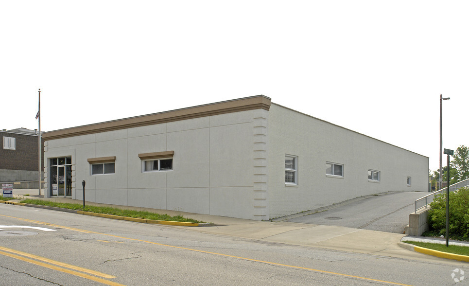 407 Jefferson St, Jefferson City, MO à vendre - Photo de l’immeuble – Image 3 sur 5