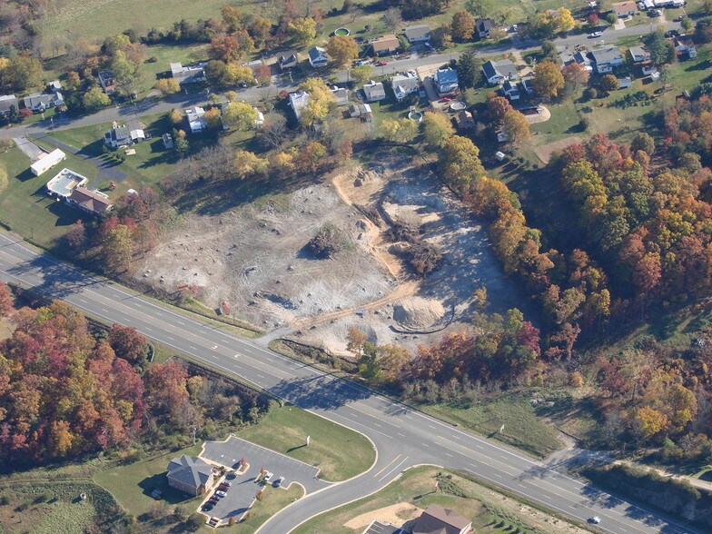 Jefferson Hwy, Staunton, VA à vendre - Aérien – Image 1 sur 6