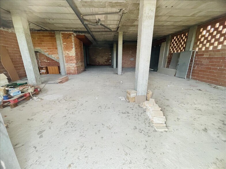 Local commercial dans Murcia à vendre - Photo de l’immeuble – Image 2 sur 11