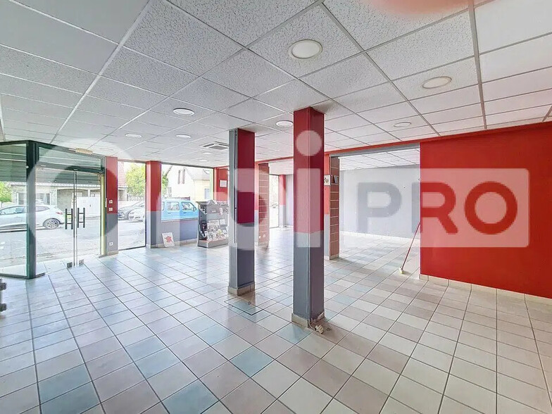 Local commercial dans Montluçon à louer - Photo de l’immeuble – Image 2 sur 5