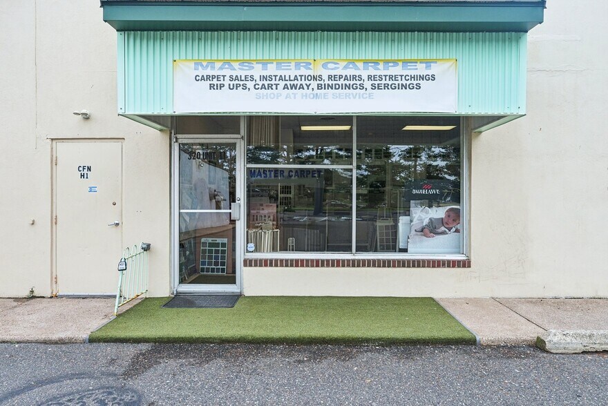 320 Beverly Rancocas Rd, Willingboro, NJ à vendre - Photo de l’immeuble – Image 1 sur 35