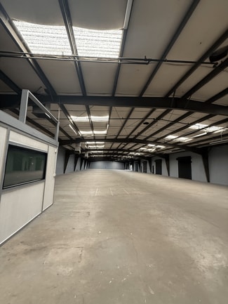 Plus de détails pour 3316 Annadale Ave, Fresno, CA - Industriel/Logistique à louer