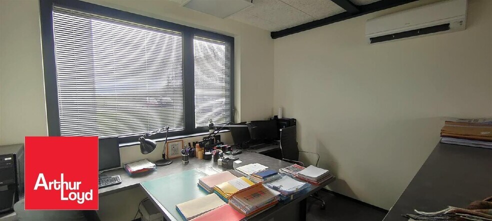 Bureau dans Nogent-le-Phaye à vendre - Photo intérieure – Image 2 sur 4