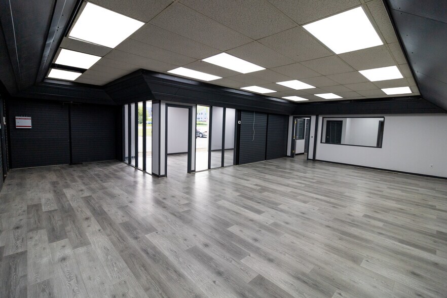 3501 23rd St NE, Calgary, AB à louer - Photo de l’immeuble – Image 3 sur 37