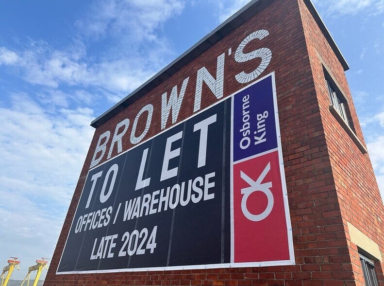 302 Newtownards Rd, Belfast à louer - Photo de l’immeuble – Image 2 sur 4