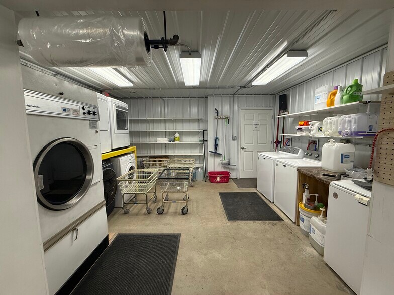 302 S Birkey St, Bremen, IN à vendre - Photo de l’immeuble – Image 2 sur 12