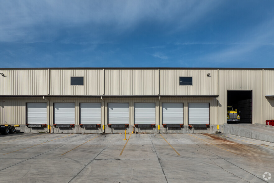 2730 Pickettville Rd, Jacksonville, FL à louer - Photo de l’immeuble – Image 3 sur 4