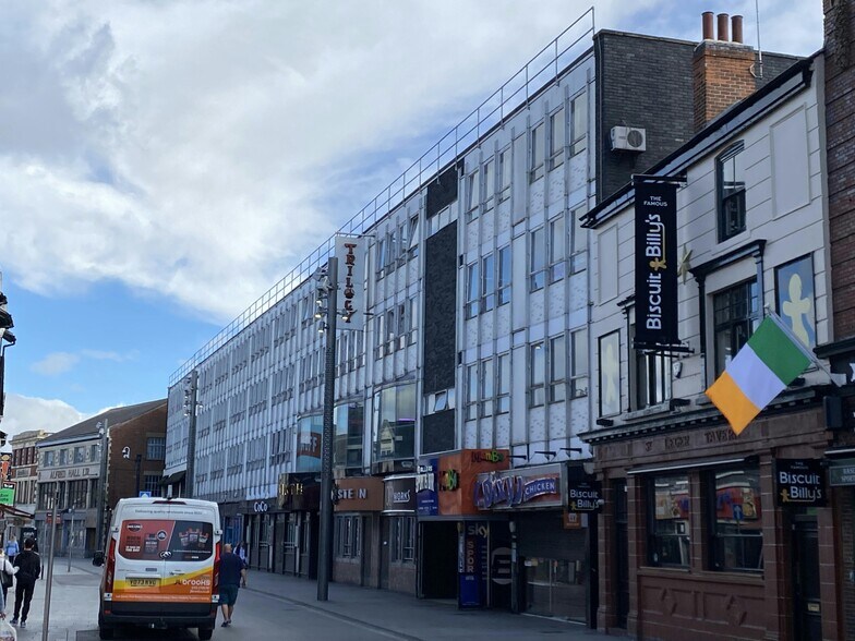 12-38 Silver St, Doncaster à louer - Photo de l’immeuble – Image 2 sur 7