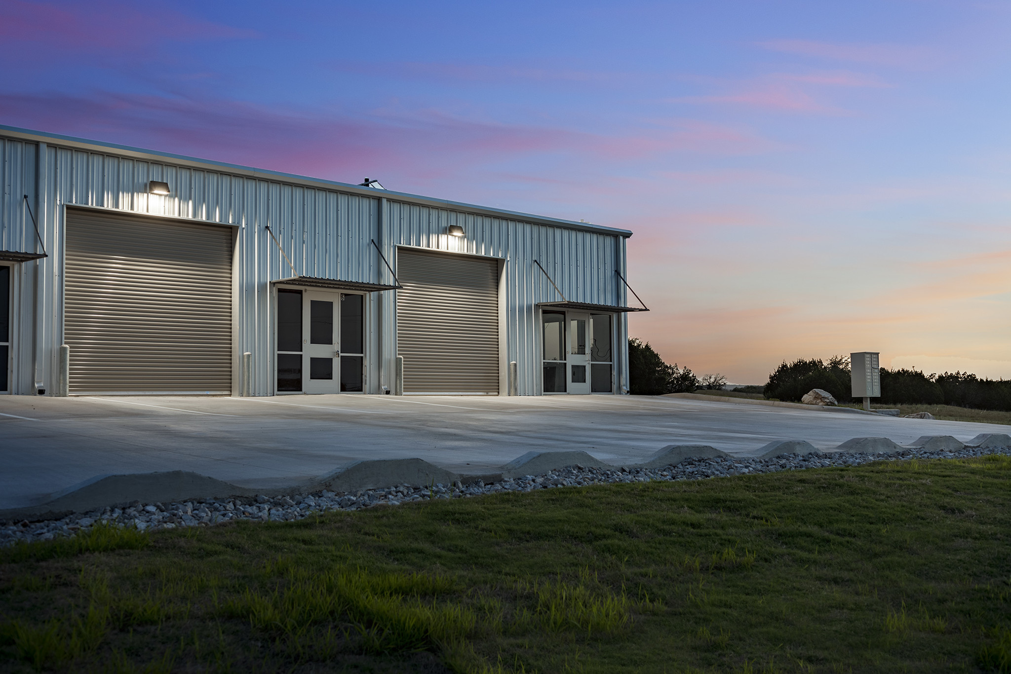121 CR 423, Spicewood, TX à louer Photo de l’immeuble– Image 1 sur 25