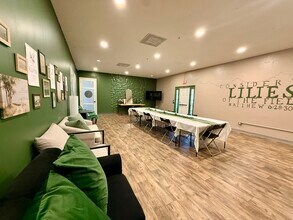 1807 Rogero Rd, Jacksonville, FL à louer Photo intérieure– Image 2 sur 5