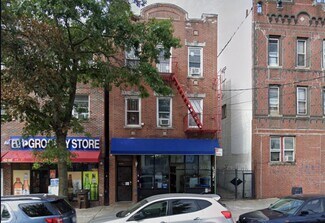 Plus de détails pour 4204 108th St, Corona, NY - Local d’activités à vendre