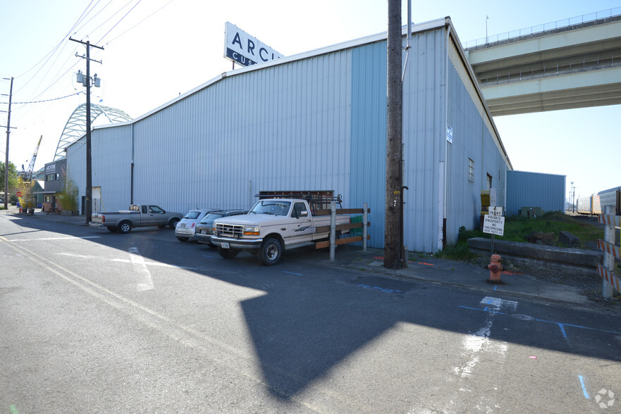 2303 N Randolph Ave, Portland, OR à louer - Photo de l’immeuble – Image 3 sur 5