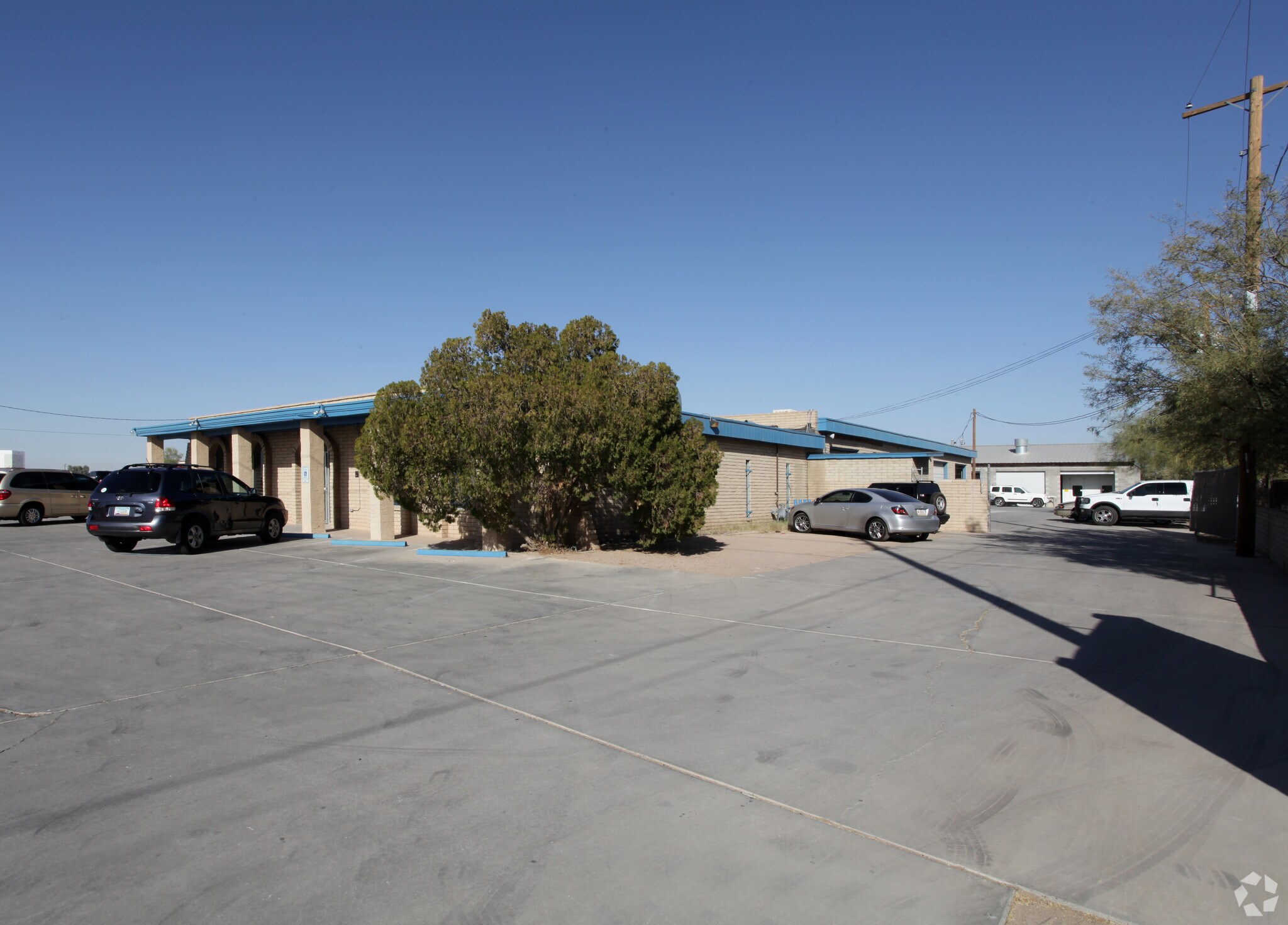 850 W Cottonwood Ln, Casa Grande, AZ à vendre Photo principale– Image 1 sur 3