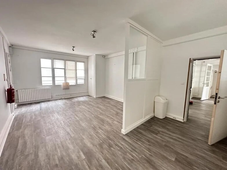 Bureau dans Paris à louer - Photo de l’immeuble – Image 2 sur 6